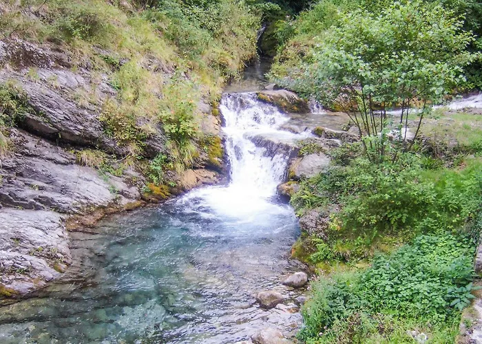 2 Bedroom Cozy Home In Bagni Di Lucca